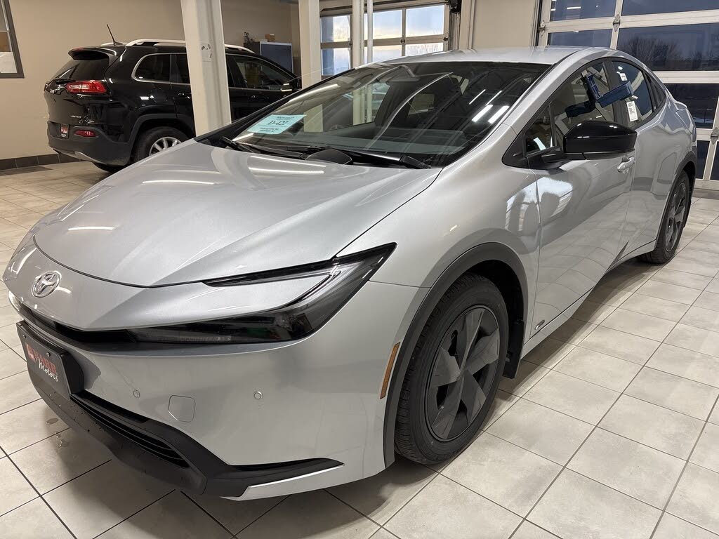 2026 Toyota Prius LE AWD