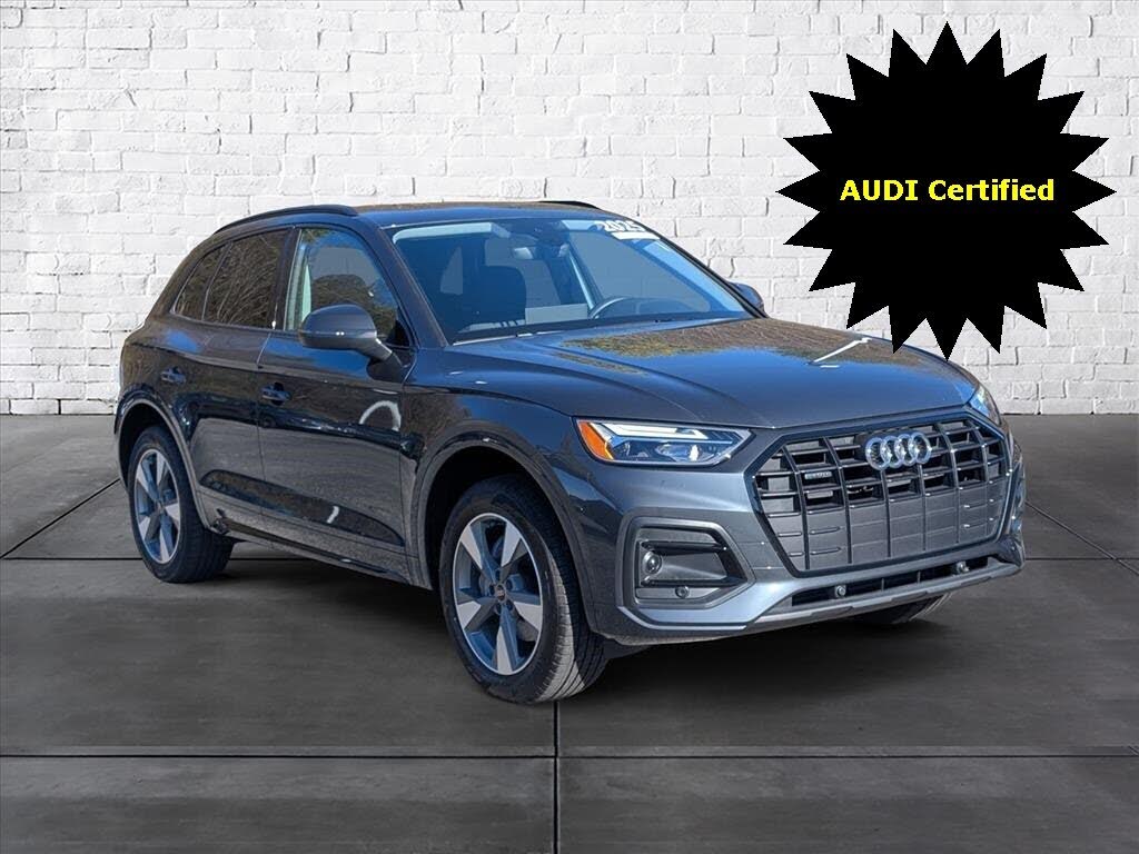 2025 Audi Q5 quattro Premium 40 TFSI