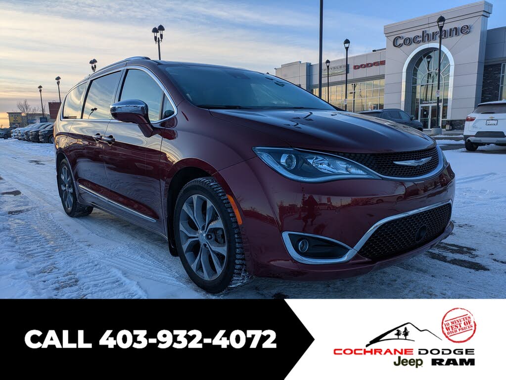 2020 Chrysler Pacifica Limited FWD