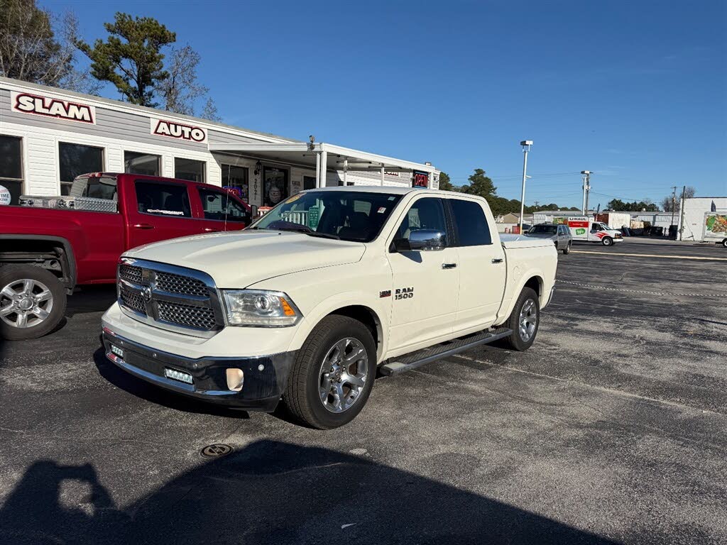 2016 RAM 1500 Laramie Crew Cab 4WD
