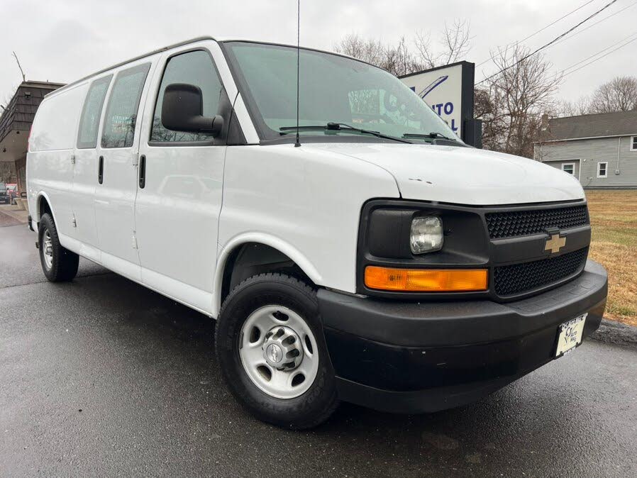 2017 Chevrolet Express Cargo 3500 Extended RWD