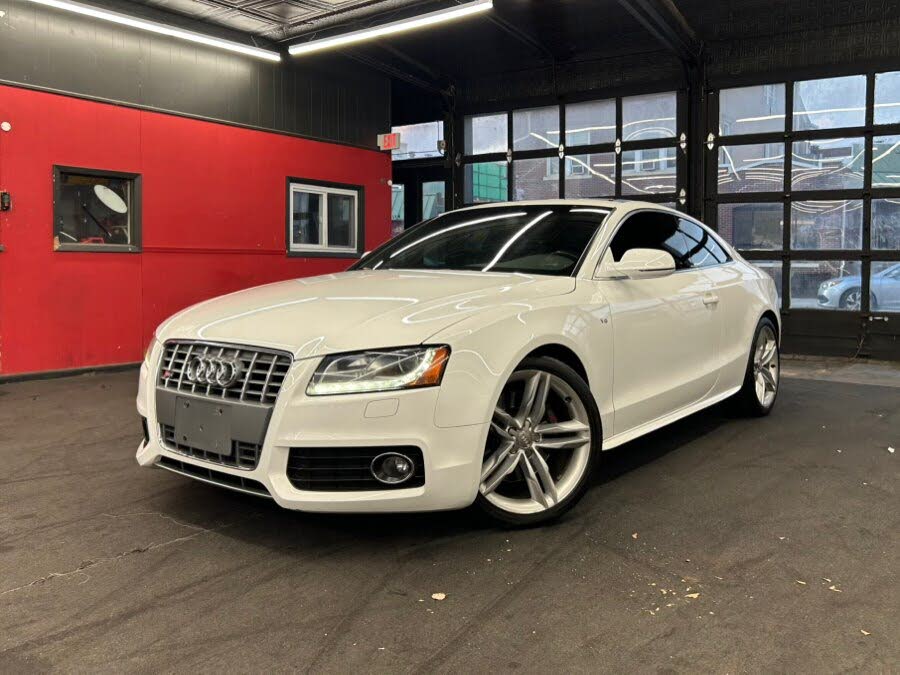 2010 Audi S5 4.2 quattro Prestige Coupe AWD