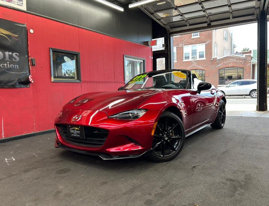 2020 Mazda MX-5 Miata Club RWD