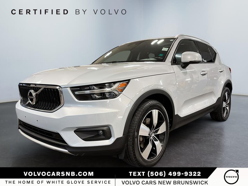 2020 Volvo XC40 T5 Momentum AWD