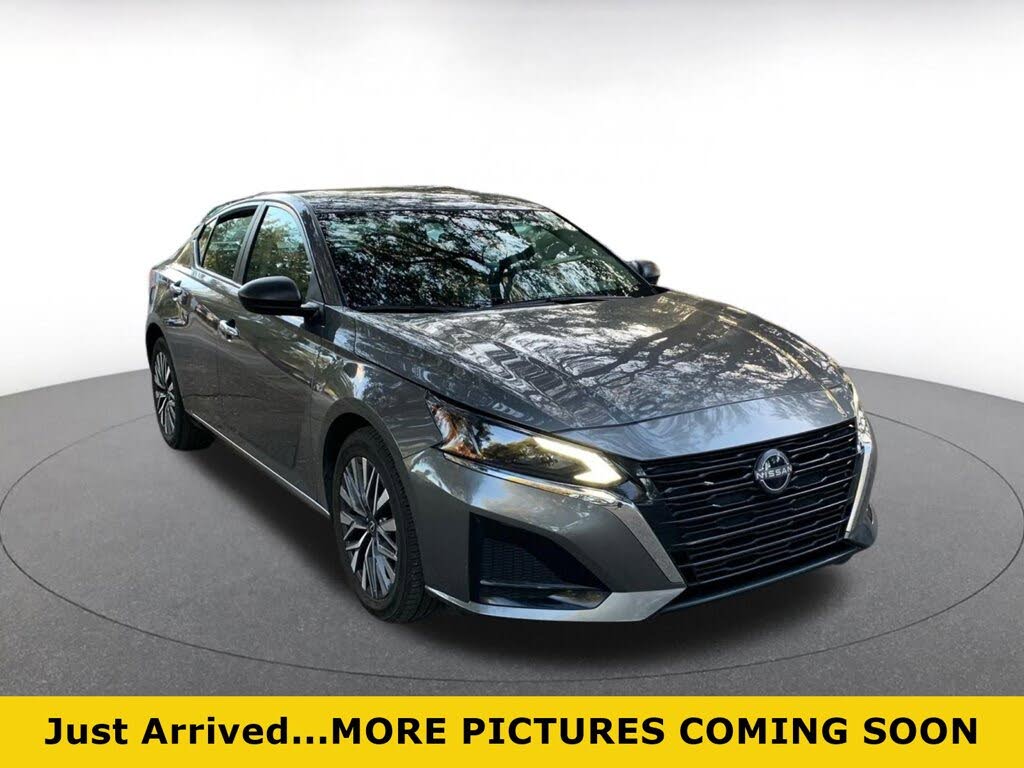 2025 Nissan Altima 2.5 SV FWD