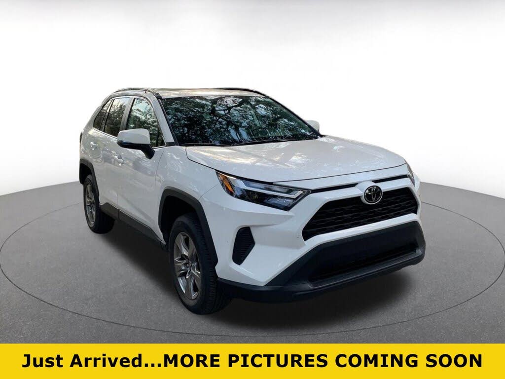 2025 Toyota RAV4 XLE AWD