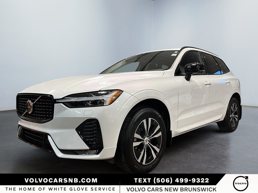 Volvo XC60 B5 Core Dark Theme AWD 2025