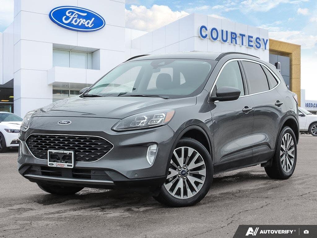 2022 Ford Escape Titanium AWD