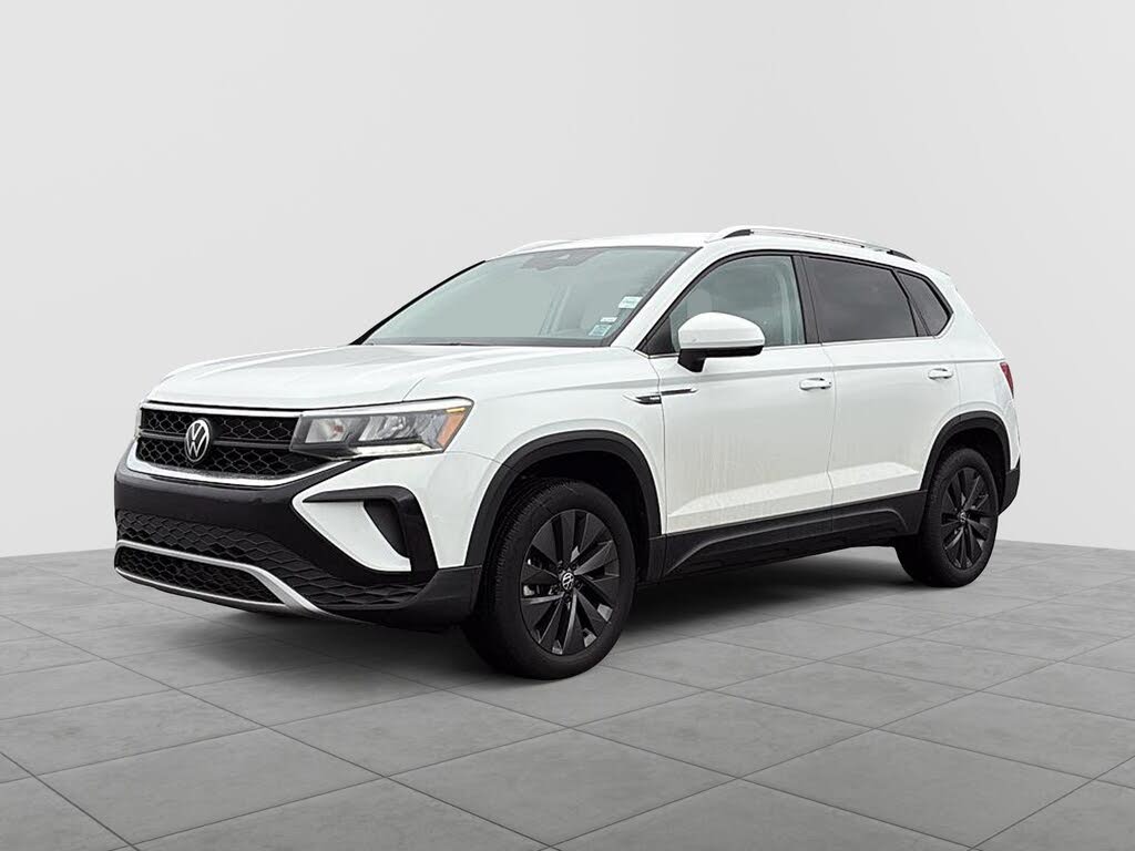 Volkswagen Taos Comfortline FWD 2024