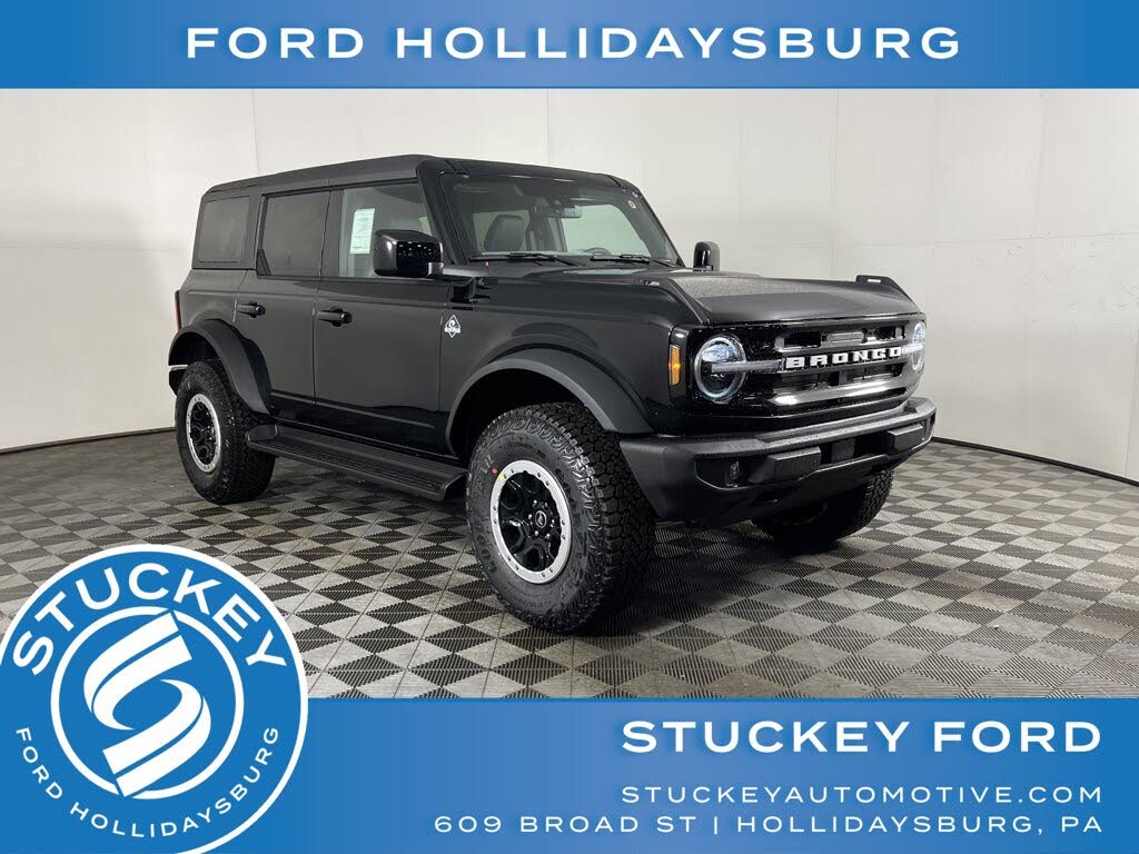 2025 Ford Bronco Outer Banks 4-Door 4WD