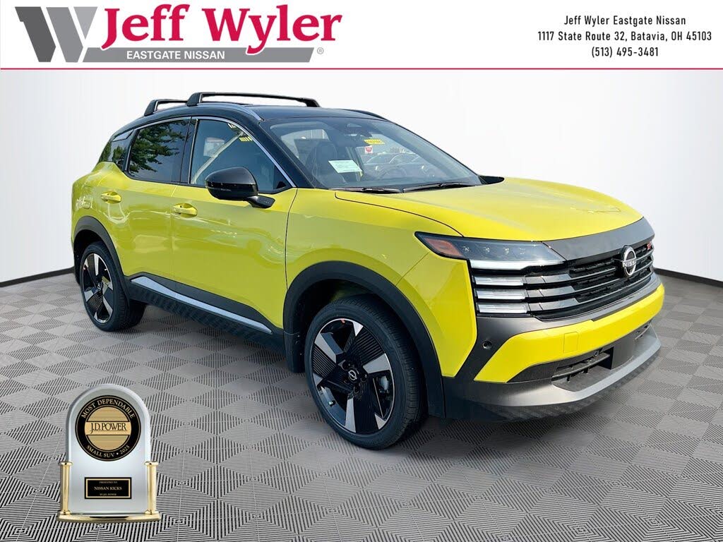 2025 Nissan Kicks SR FWD