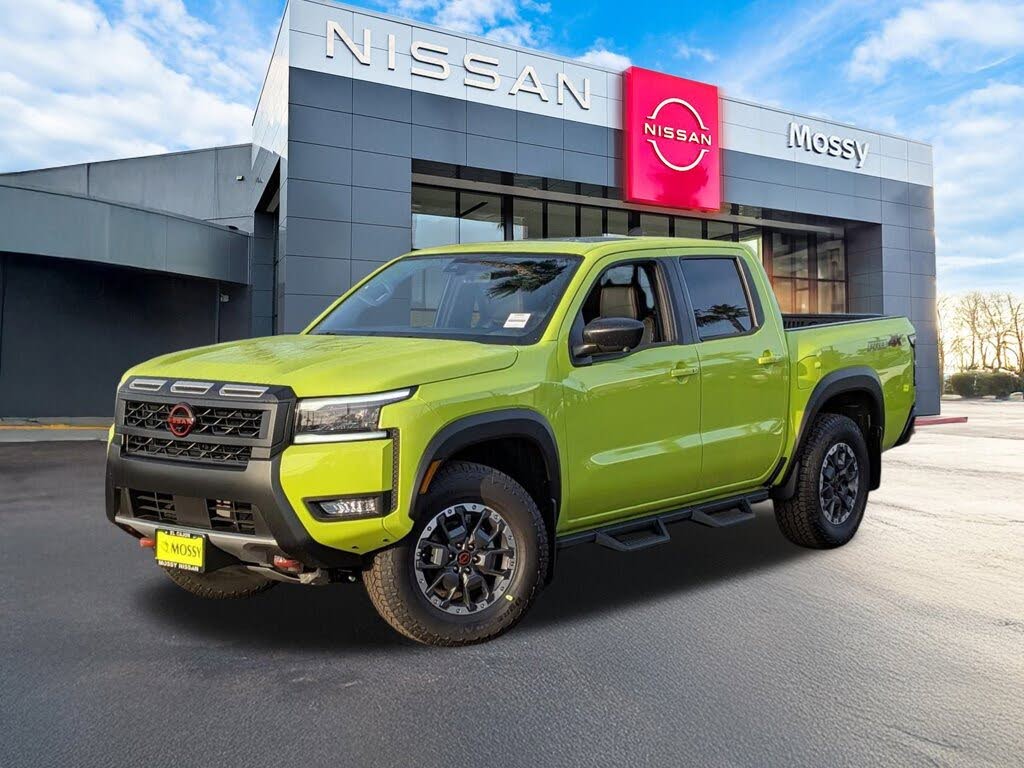 2026 Nissan Frontier PRO-4X Crew Cab 4WD