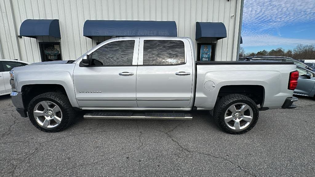 2016 Chevrolet Silverado 1500 LT Crew Cab RWD