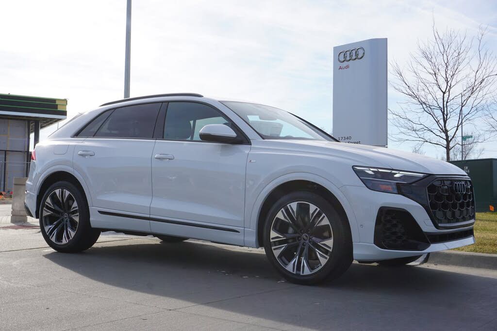 2026 Audi Q8 quattro Premium Plus 55 TFSI