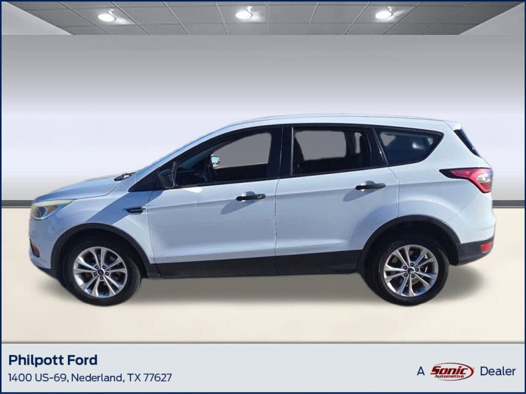 2017 Ford Escape S FWD