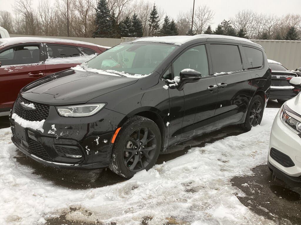 Chrysler Pacifica Touring L AWD 2022