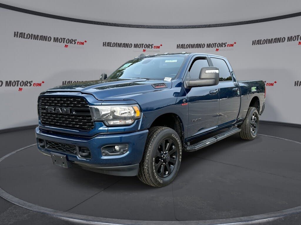 2023 RAM 2500 Big Horn Crew Cab 4WD