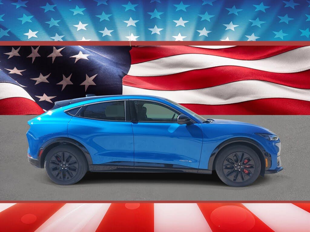 2025 Ford Mustang Mach-E Premium AWD