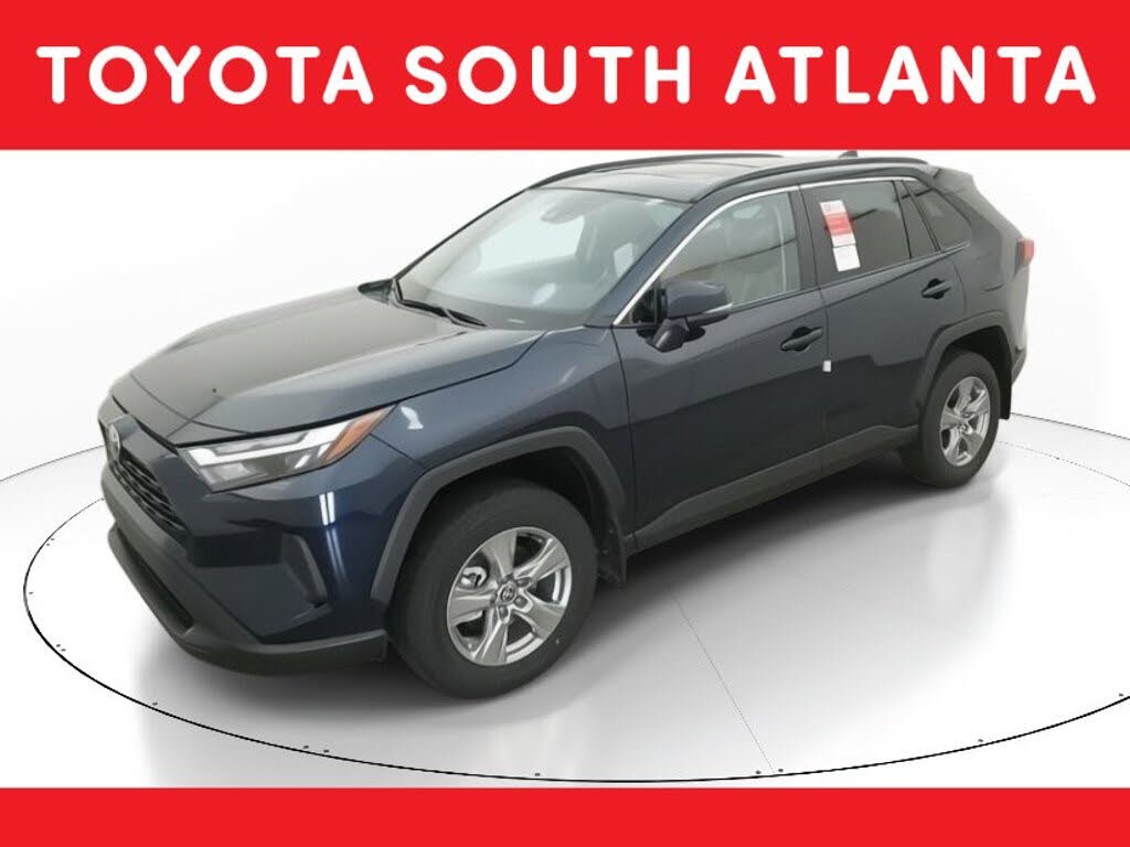 2025 Toyota RAV4 XLE FWD