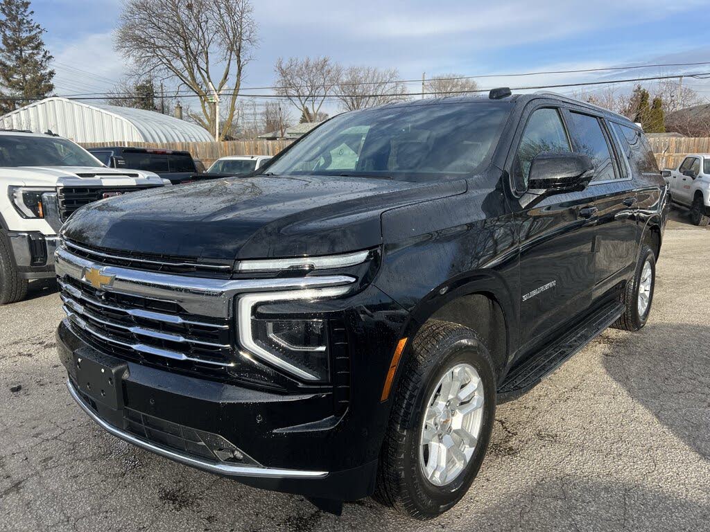 2026 Chevrolet Suburban LT 4WD