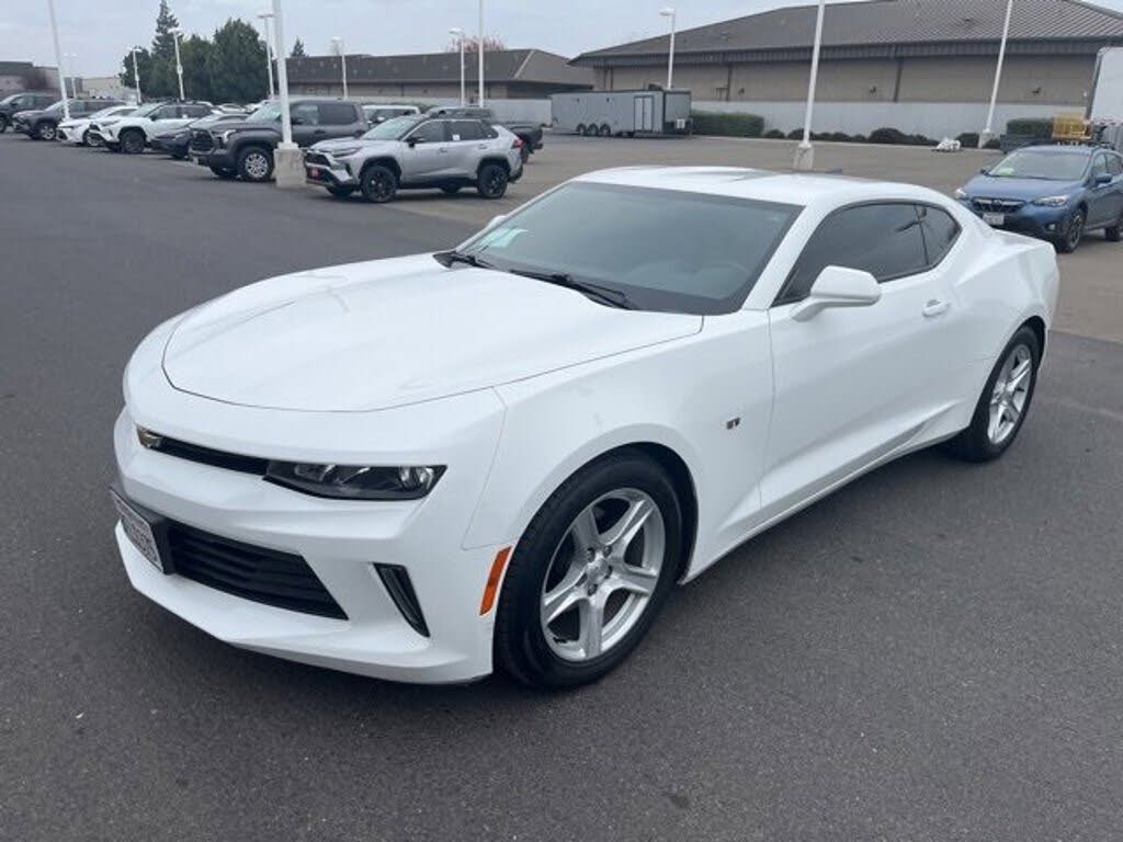 2018 Chevrolet Camaro 1LT Coupe RWD
