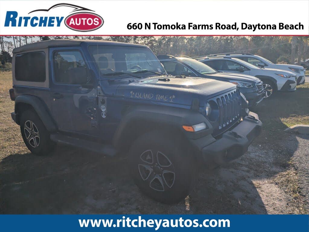 2020 Jeep Wrangler Black and Tan 4WD