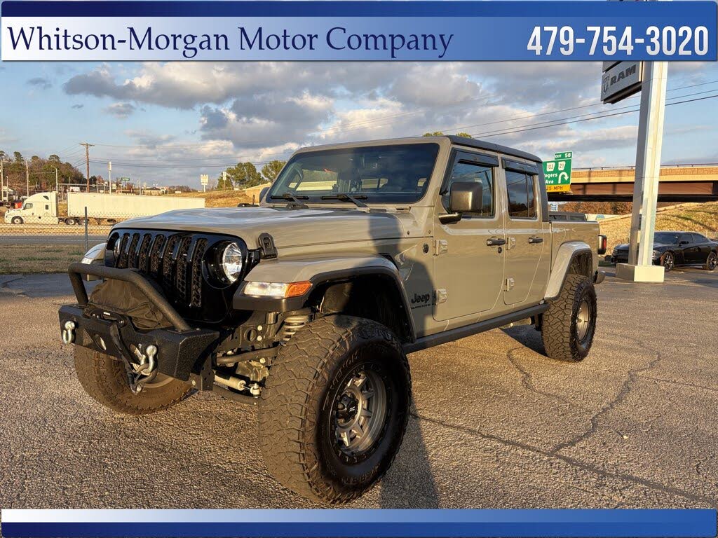 2023 Jeep Gladiator Willys Crew Cab 4WD