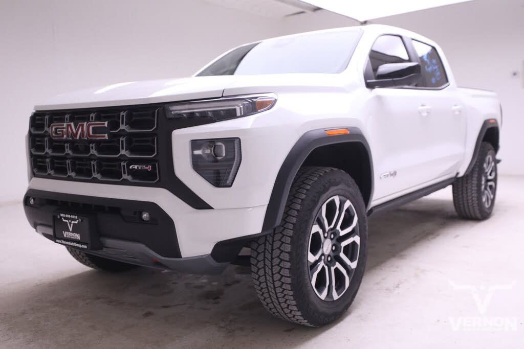 2024 GMC Canyon AT4 Crew Cab 4WD