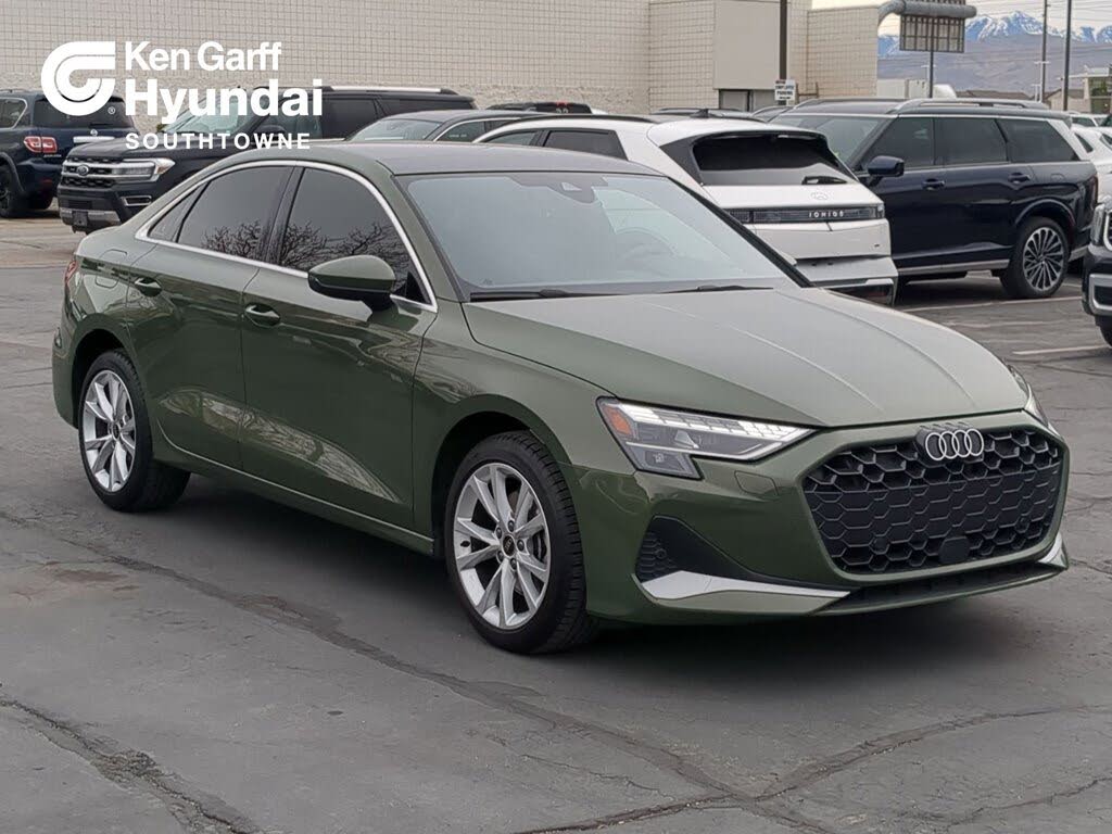 2025 Audi A3 quattro Premium Plus 40 TFSI