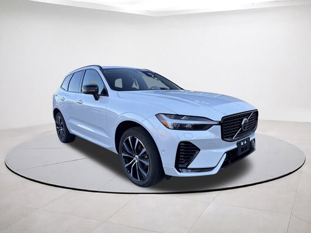 2025 Volvo XC60 B5 Plus Dark Theme AWD