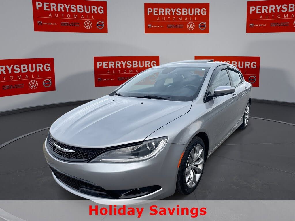 2016 Chrysler 200 S Sedan FWD