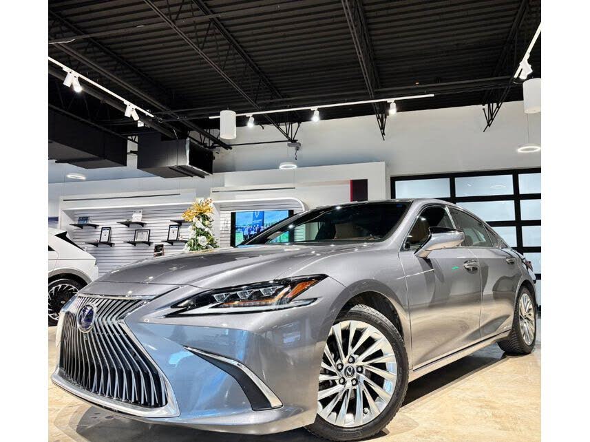 2020 Lexus ES Hybrid 300h Ultra Luxury FWD