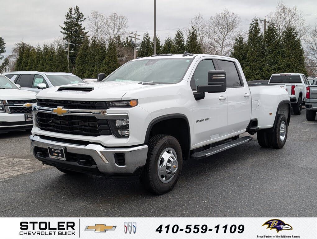 2024 Chevrolet Silverado 3500HD LT Crew Cab 4WD
