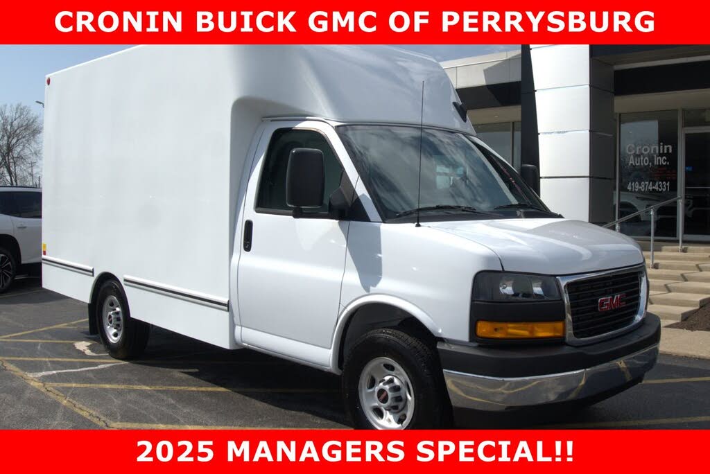 2025 GMC Savana Chassis 3500 139 Cutaway RWD