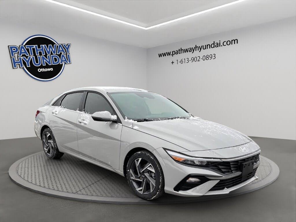 2025 Hyundai Elantra Hybrid Luxury FWD