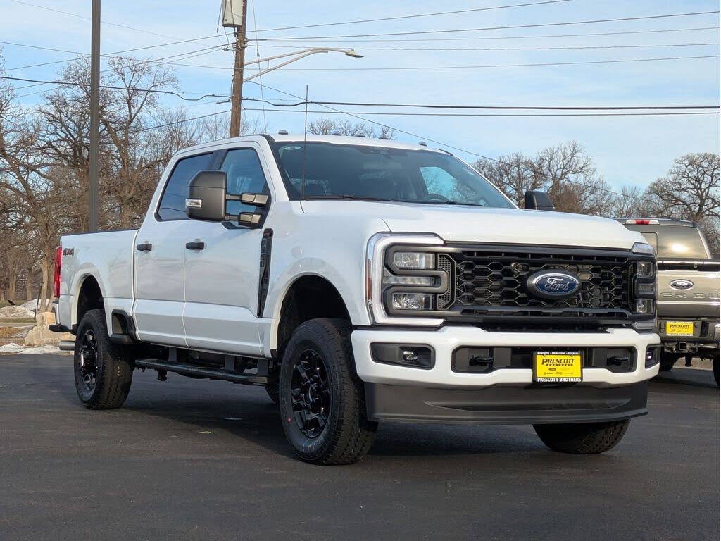2026 Ford F-250 Super Duty XL Crew Cab 4WD