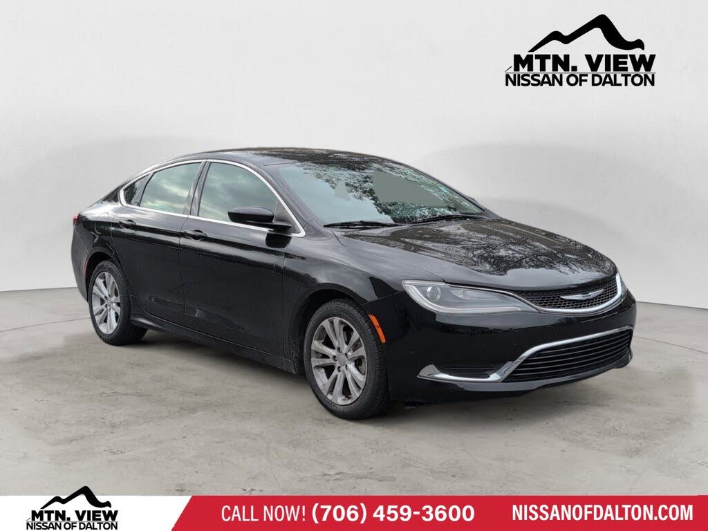 2015 Chrysler 200 Limited Sedan FWD