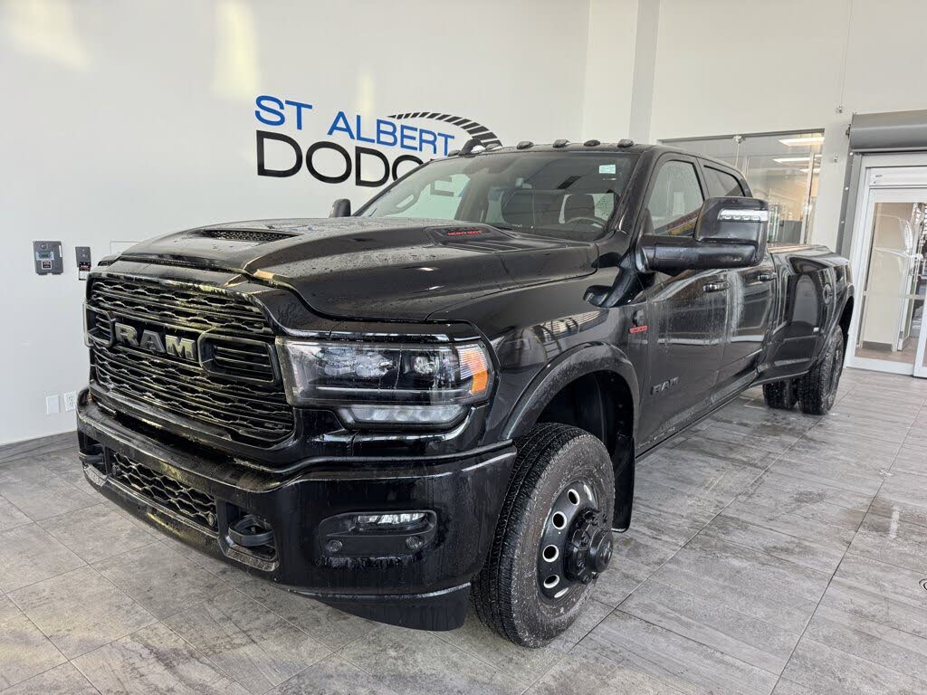 2024 RAM 3500 Limited Crew Cab LB DRW 4WD