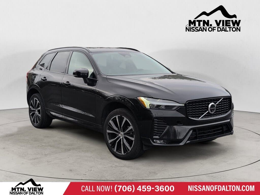 2024 Volvo XC60 B5 Plus Dark Theme AWD