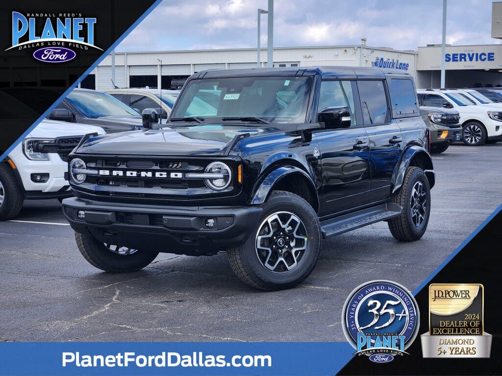 2025 Ford Bronco Outer Banks 4-Door 4WD