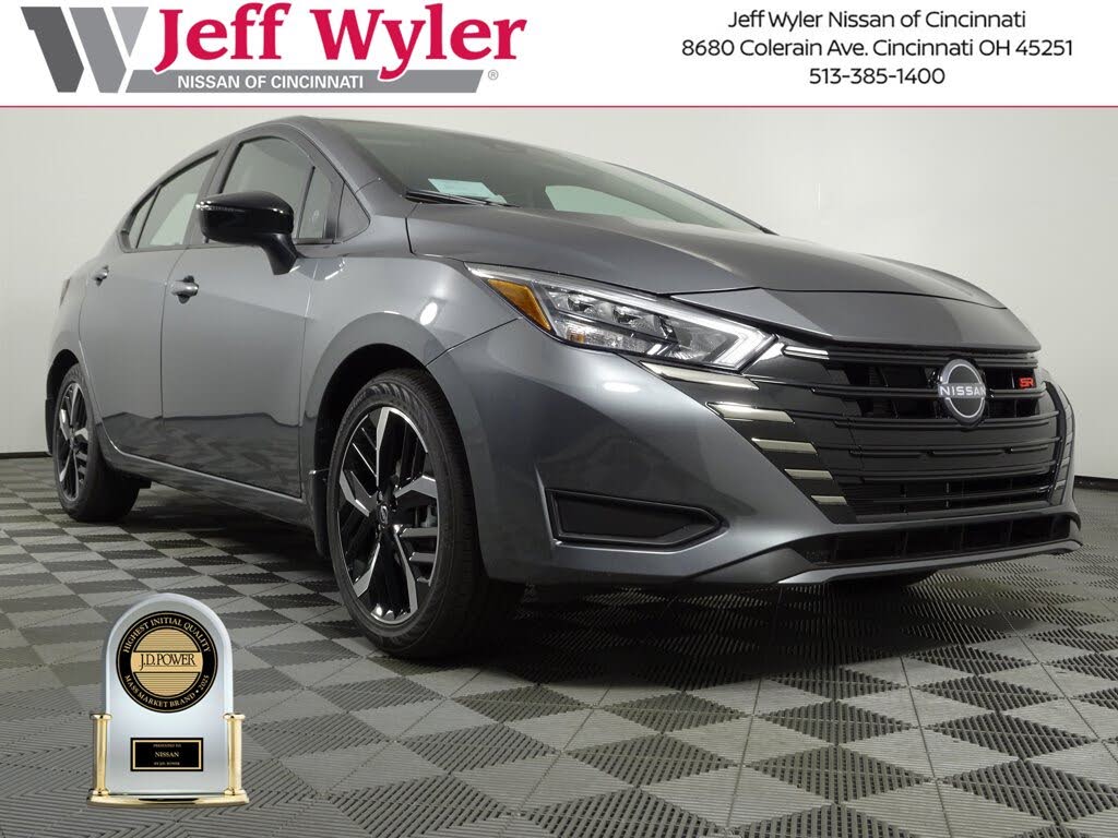 2025 Nissan Versa SR FWD