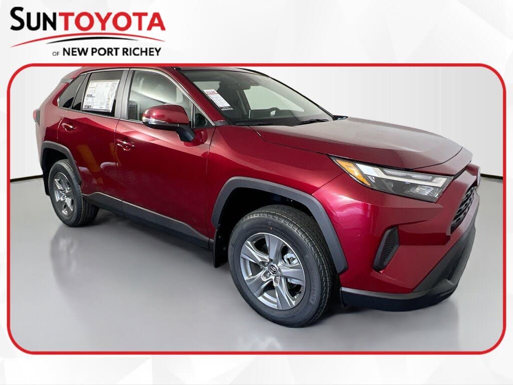 2025 Toyota RAV4 XLE FWD