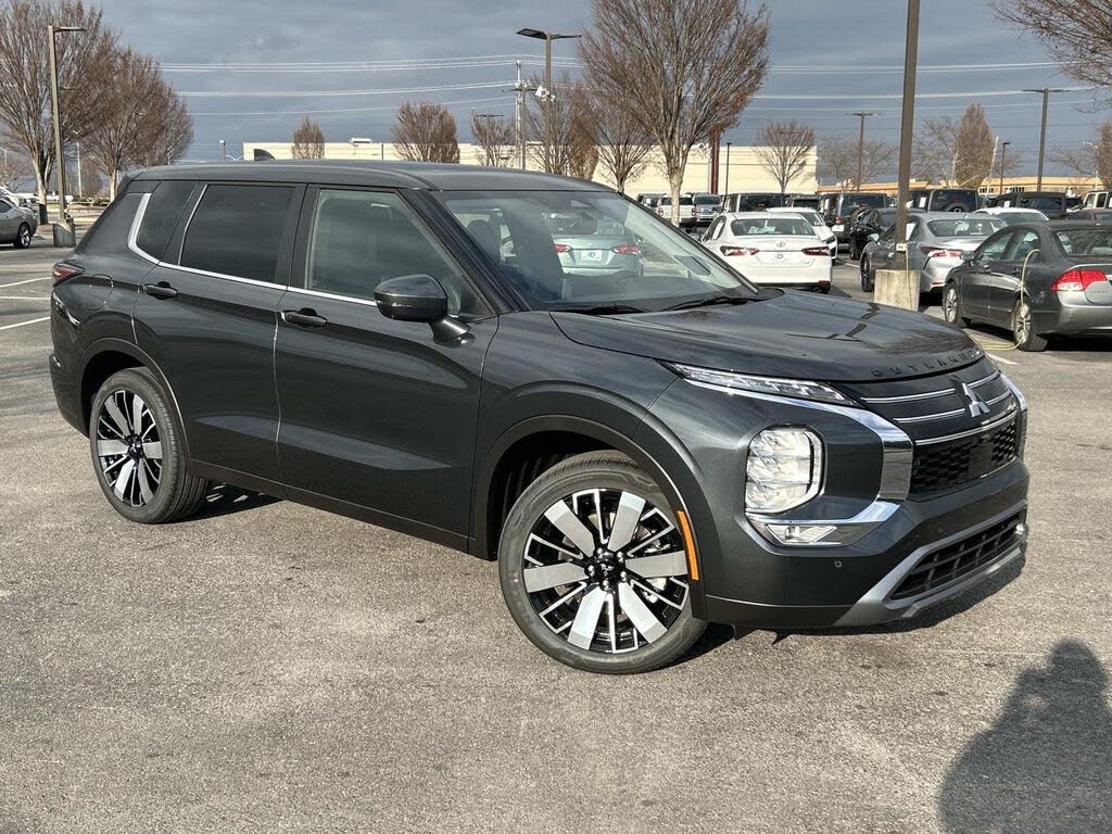 2026 Mitsubishi Outlander SE FWD