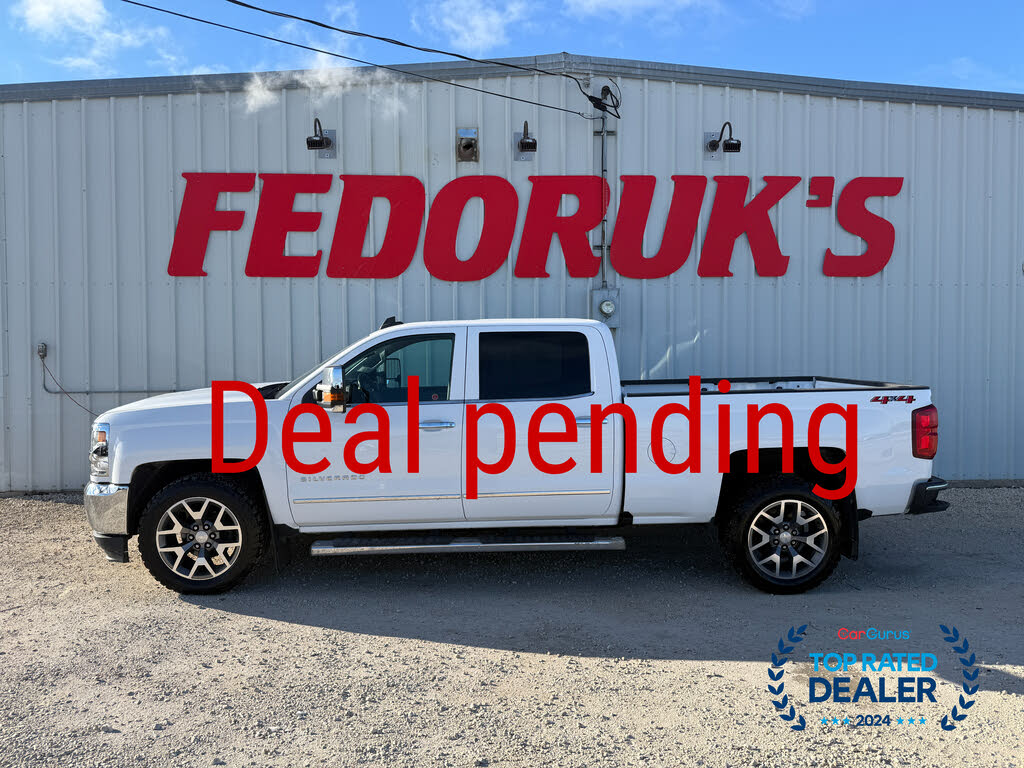 2018 Chevrolet Silverado 1500 LTZ Crew Cab 4WD