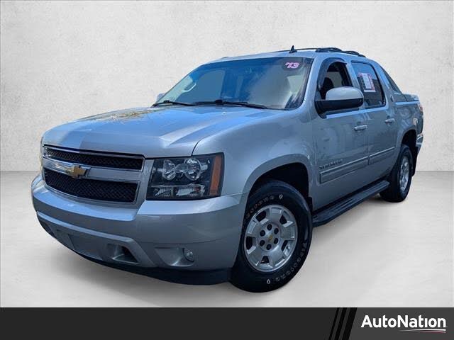 2013 Chevrolet Avalanche LS Black Diamond Edition RWD