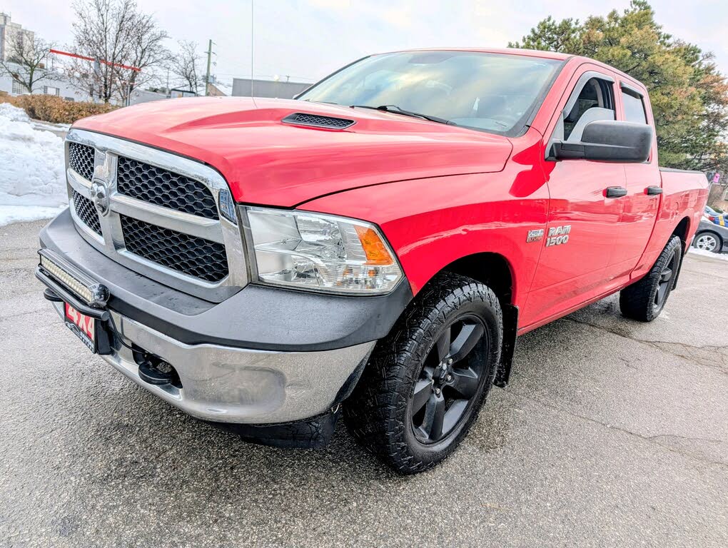 2015 RAM 1500 ST Quad Cab 4WD