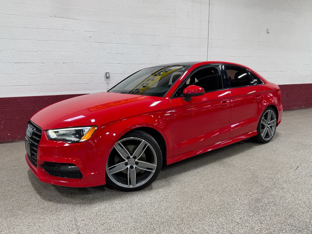 Audi A3 2.0T quattro Technik Sedan AWD 2016