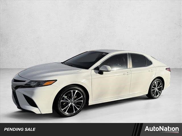 2019 Toyota Camry SE FWD