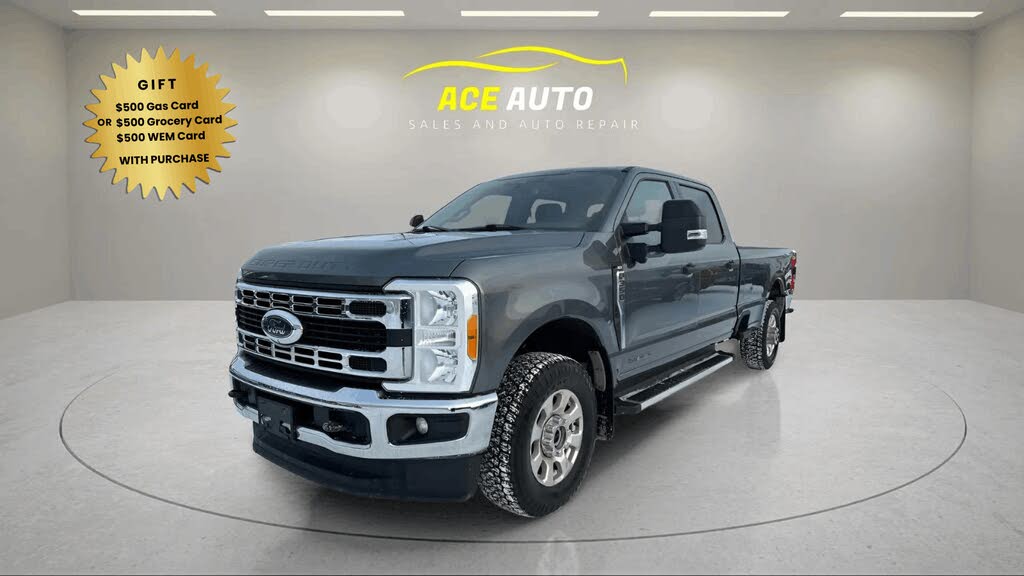2023 Ford F-350 Super Duty XLT Crew Cab 4WD