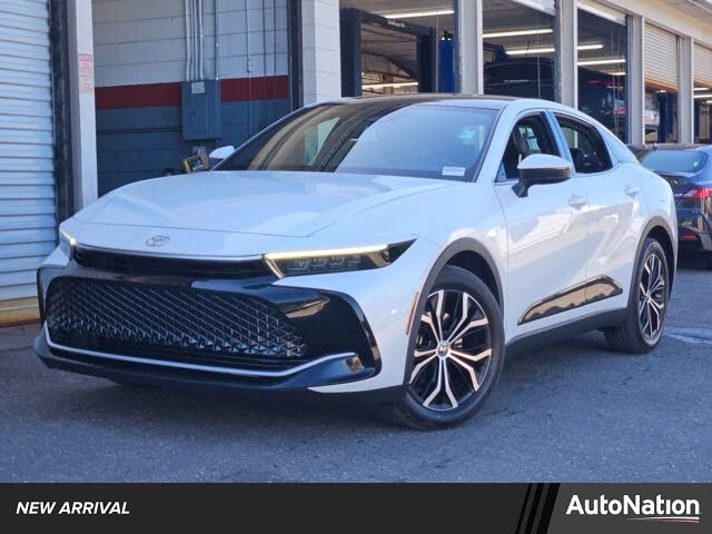 2023 Toyota Crown Limited AWD